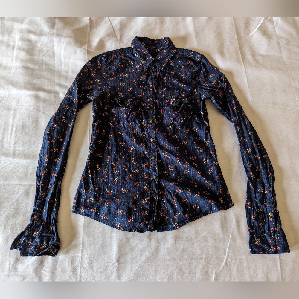 Hollister Button Up Shirt